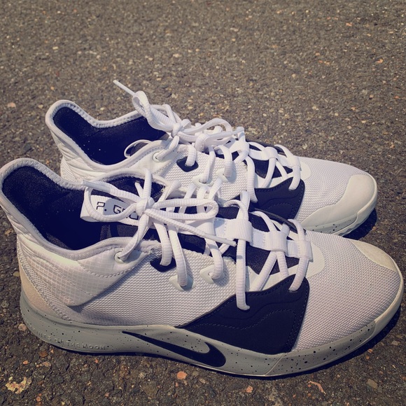 Nike Other - 10 Paul George 3s basketball shoes